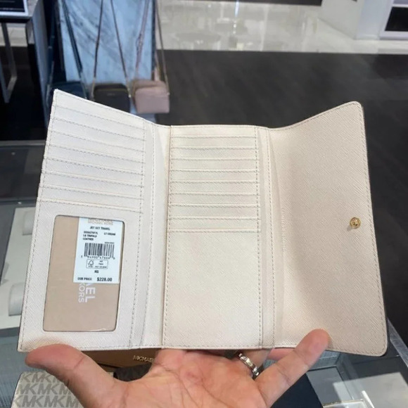 Jet Set Travel Large Trifold Wallet - Picture 8 of 9